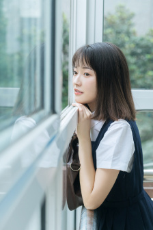 小茹和小黄狗